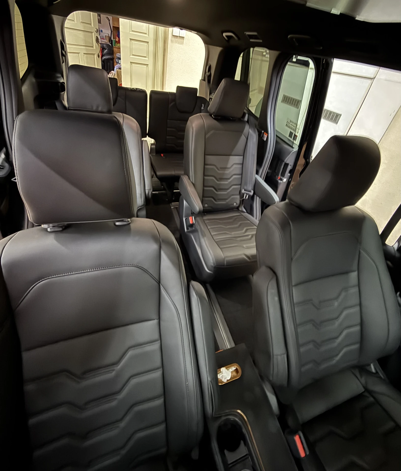 Toyota Noah passenger seats, Singapore private tour